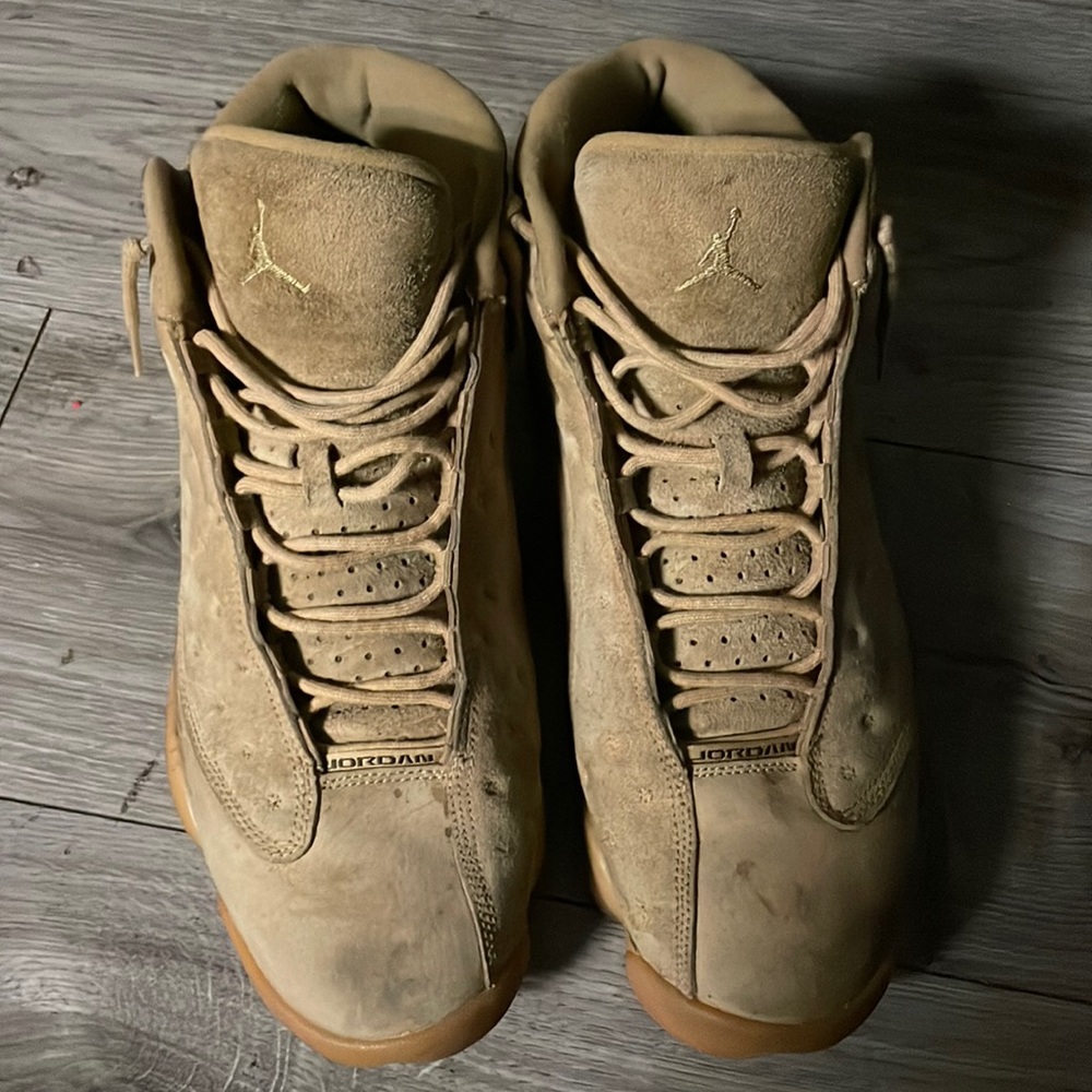 Nike Jordan (Retro Wheat) 13’s size 12😍🔥🔥🔥🔥